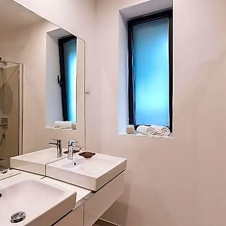 Oliverlux Hotell 4*