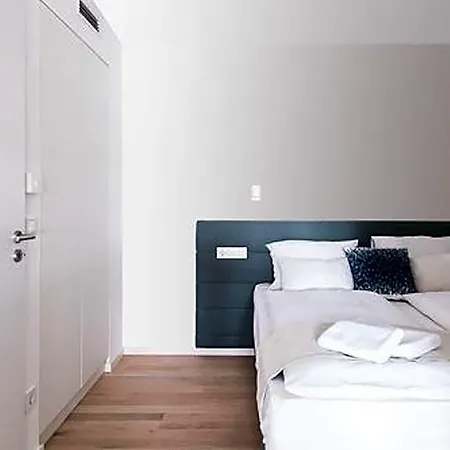 Oliverlux Hotell 4*